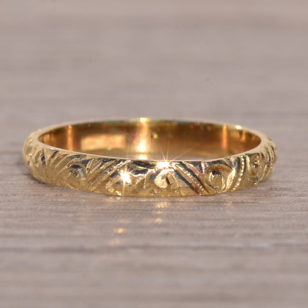 Hand Engraved Signed Larter Ring In Yellow Gold